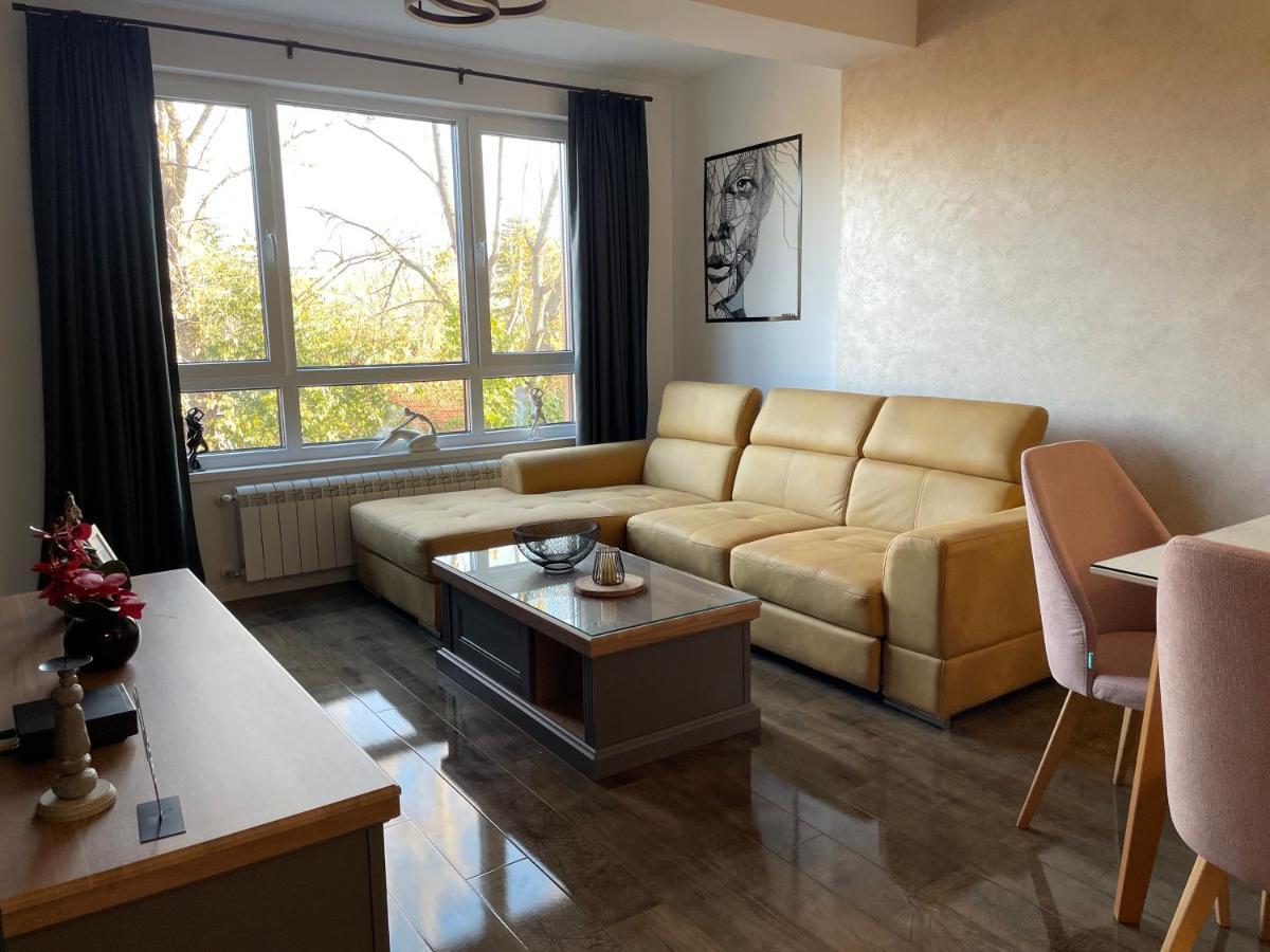 Roosevelt Apartment Skopje Eksteriør billede