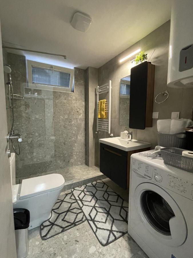 Roosevelt Apartment Skopje Eksteriør billede